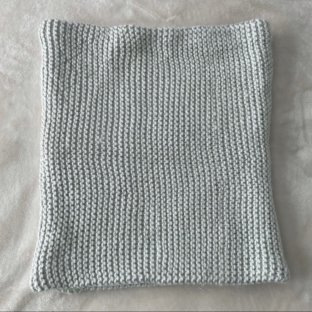 Kate spade White Silver Sequined Neck Warmer - Picture 3 of 3